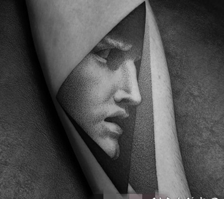 黑白点刺技巧几何元素动物和人物肖像纹身图案大全