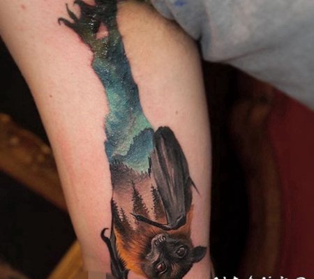 灵动可爱的蝙蝠纹身小动物纹身图案大全