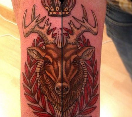 手臂上的马鹿纹身图案