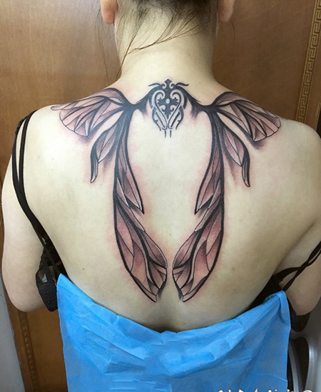 后背精灵翅膀创意纹身图案