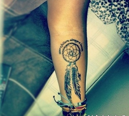 手腕好看的捕梦网纹身图案