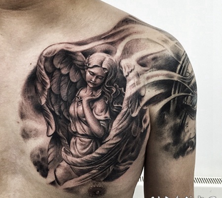 守护心中之梦，半甲个性守护天使纹身