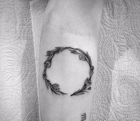 1黑色简易纹身素描抽象线条纹身点刺技巧图案