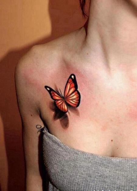 性感美女胸部漂亮的3D蝴蝶纹身图片