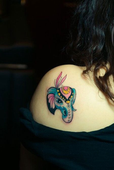 肩部性感小象纹身图案