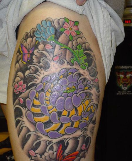 大腿菊花纹身图案