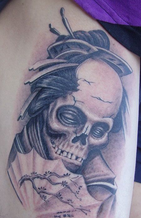 腰部的艺妓骷髅纹身图案