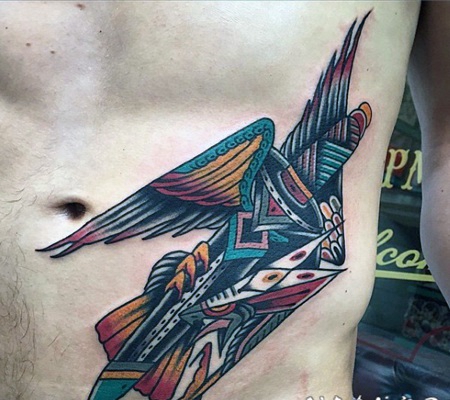 old school五彩鹰纹身图案