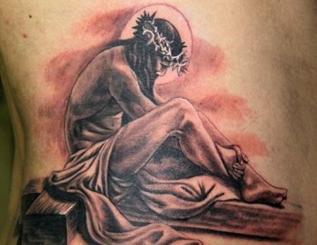 侧腰黑灰耶稣纹身图案