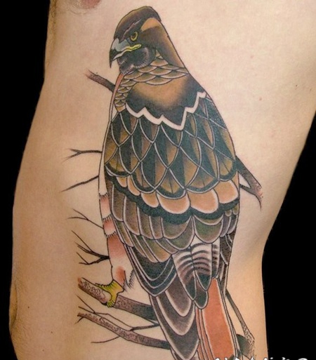 侧腰new school老鹰纹身图片