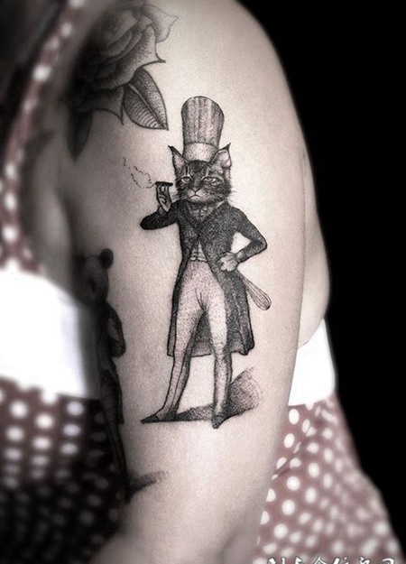 甜心绅士，手臂猫咪甜品师个性纹身