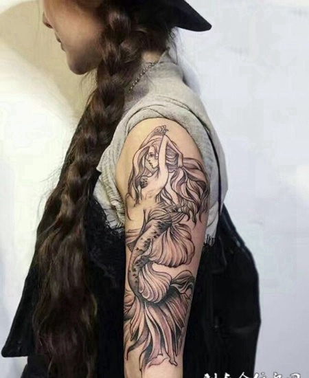 童话中的美，手臂好看的美人鱼纹身图案