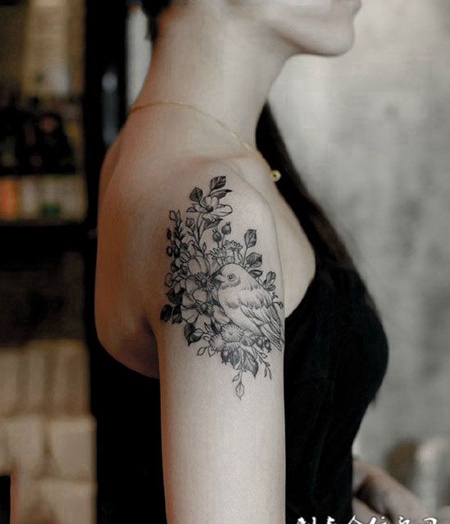 鸟语花香，手臂小鸟纹身图案