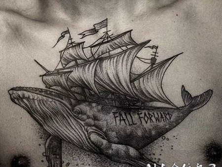 巨鲸之船，胸部好看的鲸鱼纹身