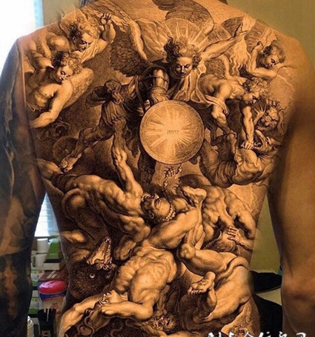 天国盛景，满背天使个性纹身