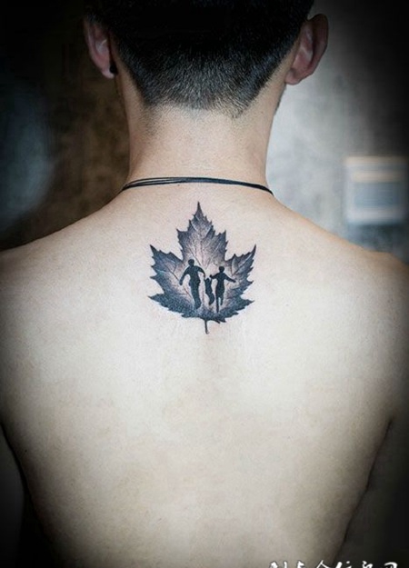 吉祥三宝，后背枫叶纹身图案