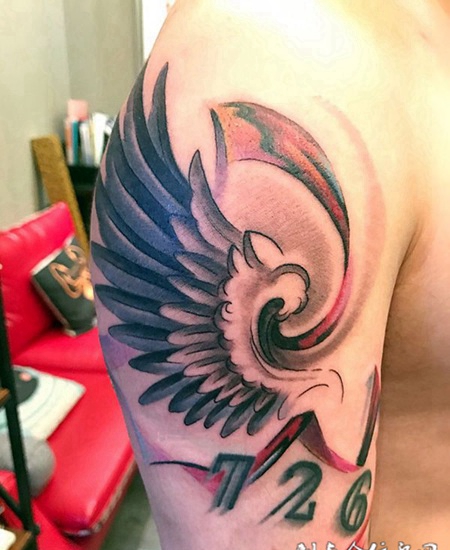 风之羽翼，手臂个性翅膀纹身