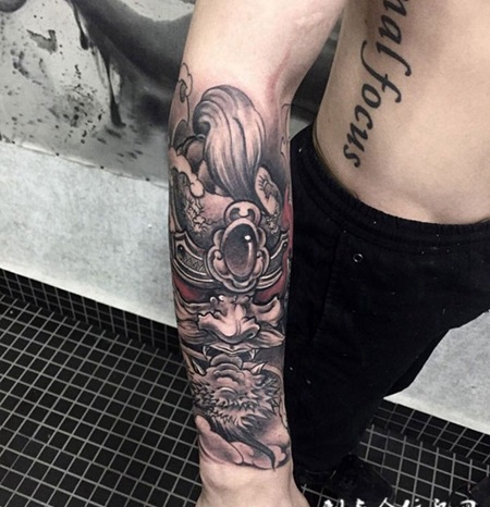 武士之魂，手臂鬼武士个性纹身