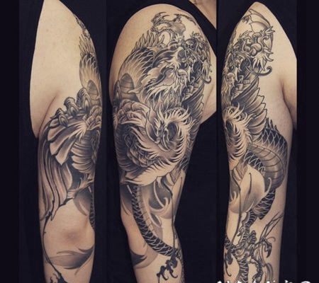 巨大的奇妙亚洲风格龙手臂纹身图案