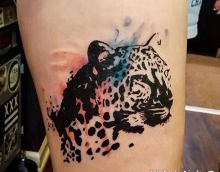 有趣的自然黑色豹头手臂纹身图案