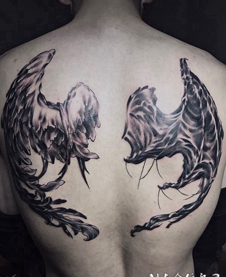 恶魔与天使，后背个性翅膀纹身