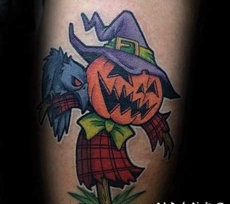 插画风格彩色的南瓜稻草人手臂纹身图案