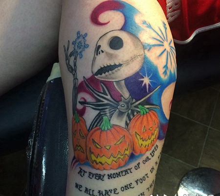 插画风格彩色万圣节南瓜手臂纹身图案
