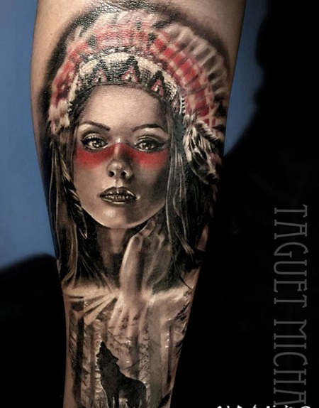 彩色插画风格的印度女人手臂纹身图案