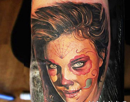 墨西哥传统风格可爱女子刺青手臂纹身图案