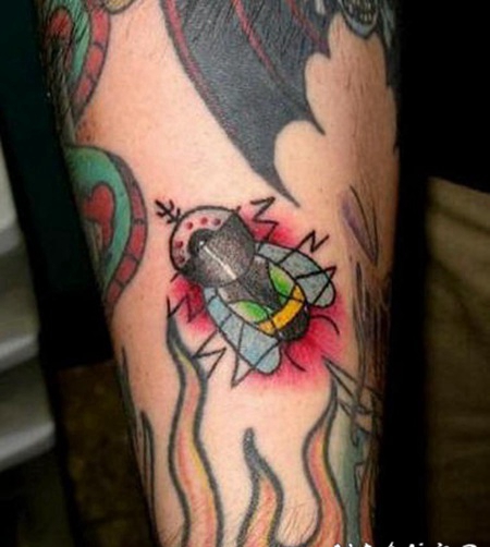 外星生物昆虫彩色纹身图案