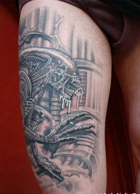 大腿外星异形艺术纹身图案