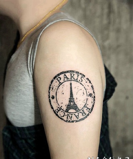 手臂巴黎铁塔印章纹身图案