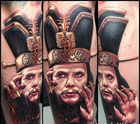 写实风格的彩色幻想亚洲巫师手臂纹身图案