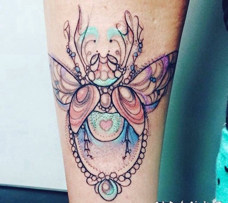 彩色点刺有趣的昆虫饰品手臂纹身图案