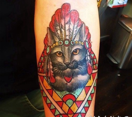 new school彩色印度猫手臂纹身图案