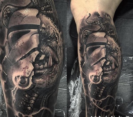 手臂黑色风暴骑兵头盔与怪物头纹身图案