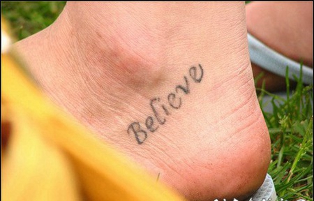 英文字母脚踝纹身图案