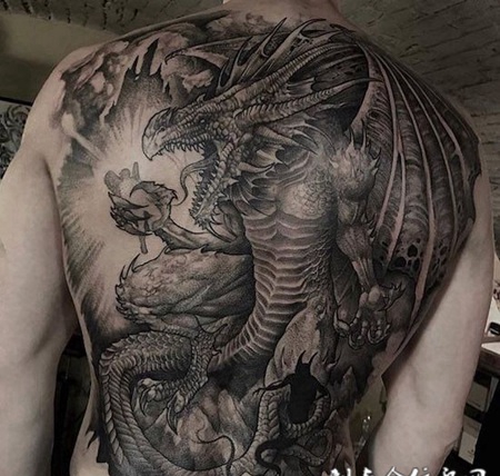 龙神降世，霸气欧美魔龙满背纹身