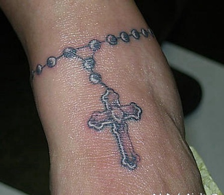 脚踝念珠十字架纹身图案