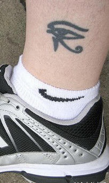 荷鲁斯之眼标志脚踝纹身图案