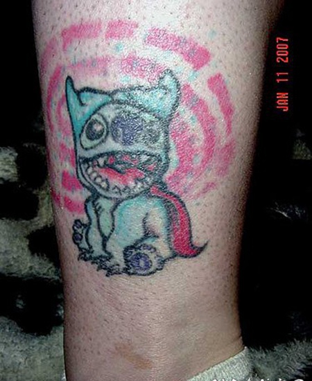 卡通小恐龙脚踝纹身图案