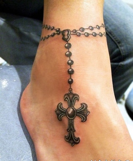很酷的念珠十字架脚踝纹身图案