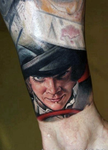 复古风格的五彩男性肖像小腿纹身图案