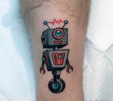 迷你的彩色机器人脚踝纹身图案