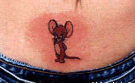 卡通彩色小老鼠纹身图案