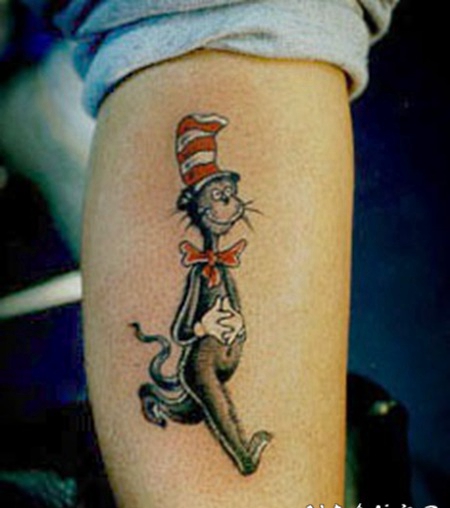 卡通猫和帽子纹身图案