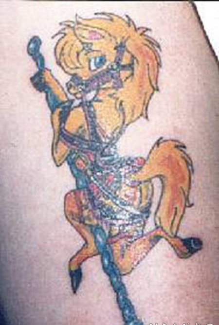 小马跳舞彩色卡通纹身图案