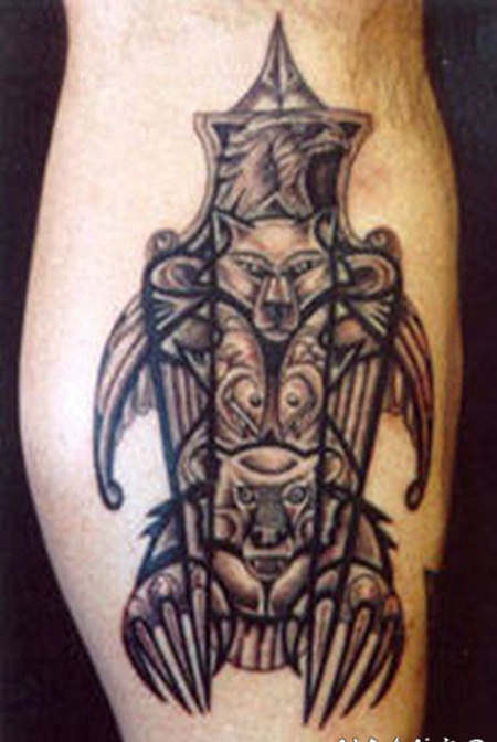 小腿动物艺术的图腾柱子纹身图案