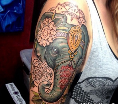华丽的大象和梵花彩色手臂纹身图案