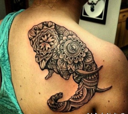 黑色梵花拼凑的大象头纹身图案